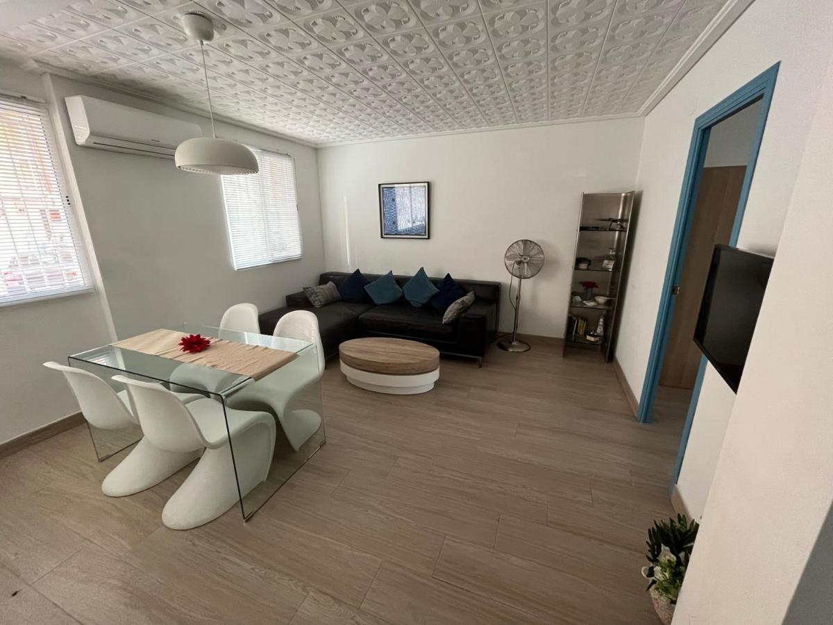 ולנסיה Modernized 3-Bedroom Flat 500M To The Beach מראה חיצוני תמונה